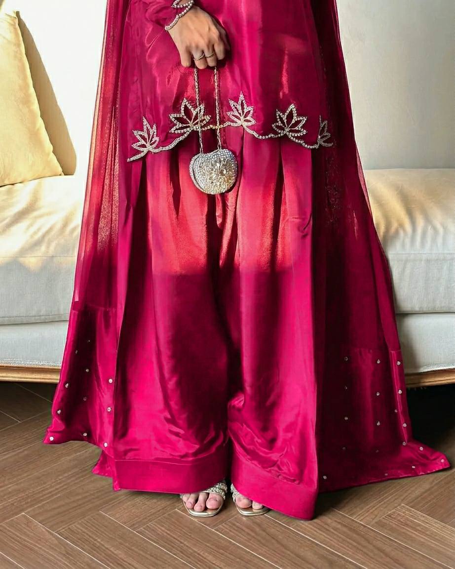 The Midnight Onyx Lotus-Embroidered Silk Set